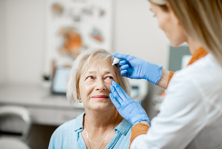 Eye exam equipment